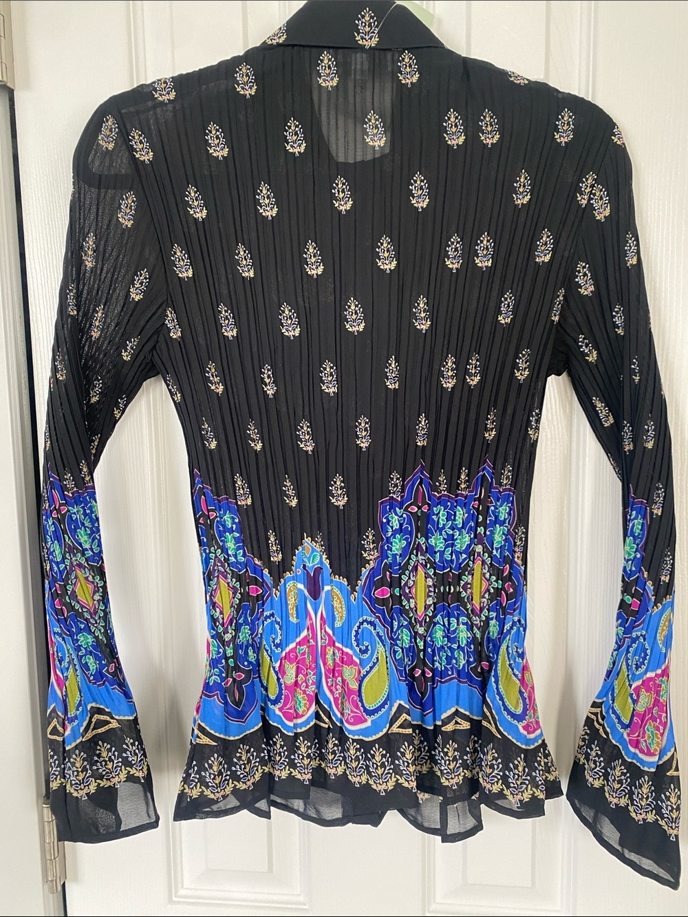 KEREN HART Black Ruffle Button-Front Blouse with Blue Yellow & Pink Florals - Picture 6 of 15